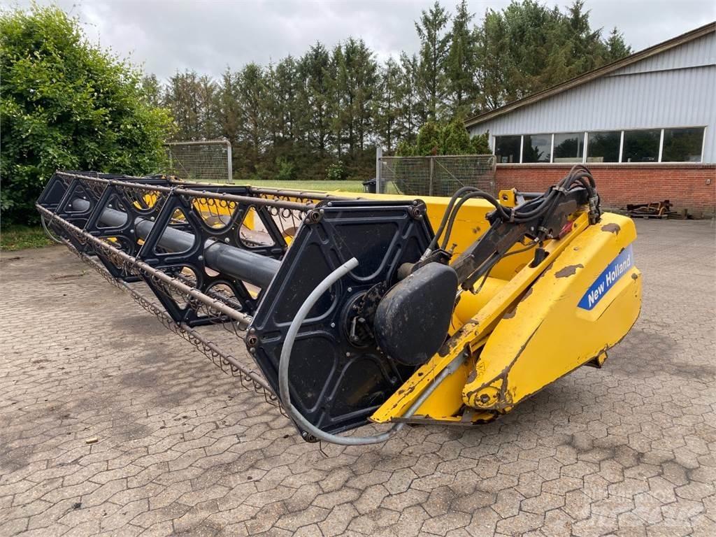 New Holland 24 Accessori per mietitrebbiatrici