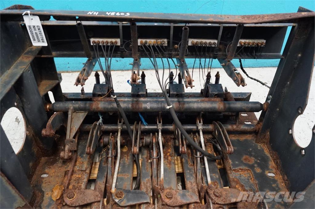 New Holland 4860 Altri macchinari per falciare e trinciare