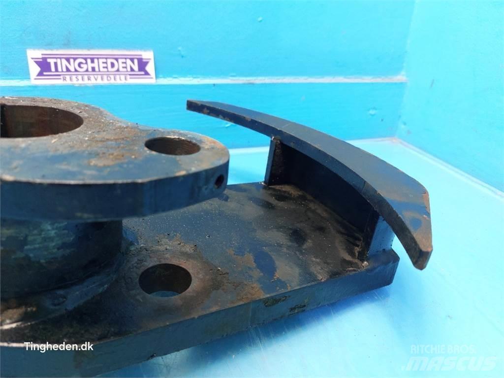 New Holland 4860 Altri macchinari per falciare e trinciare