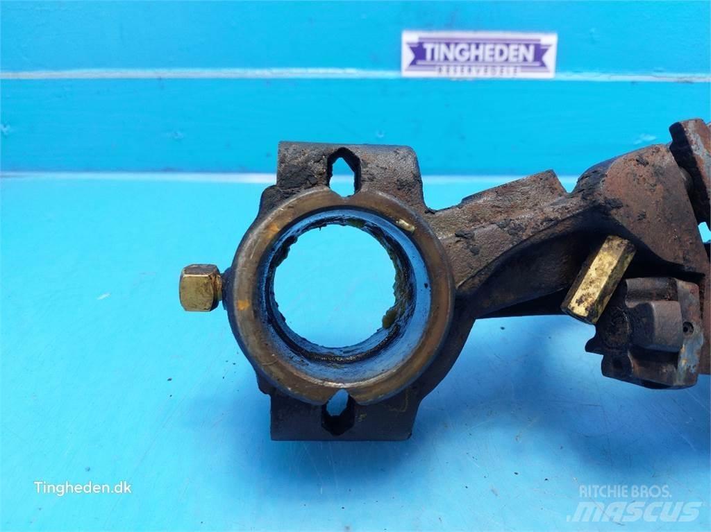 New Holland 4860 Altri macchinari per falciare e trinciare