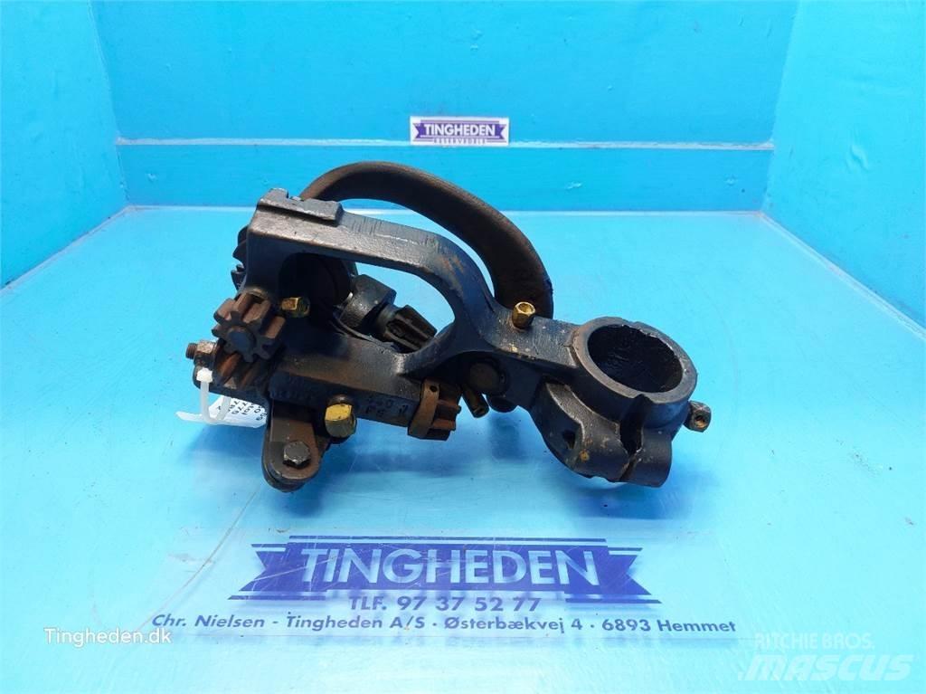 New Holland 4860 Altri macchinari per falciare e trinciare