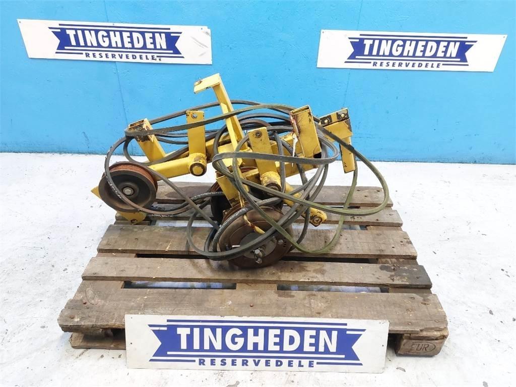 New Holland 8060 Accessori per mietitrebbiatrici