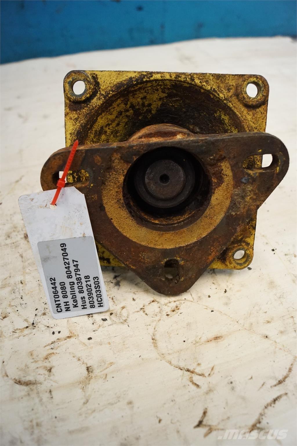 New Holland 8080 Accessori per mietitrebbiatrici