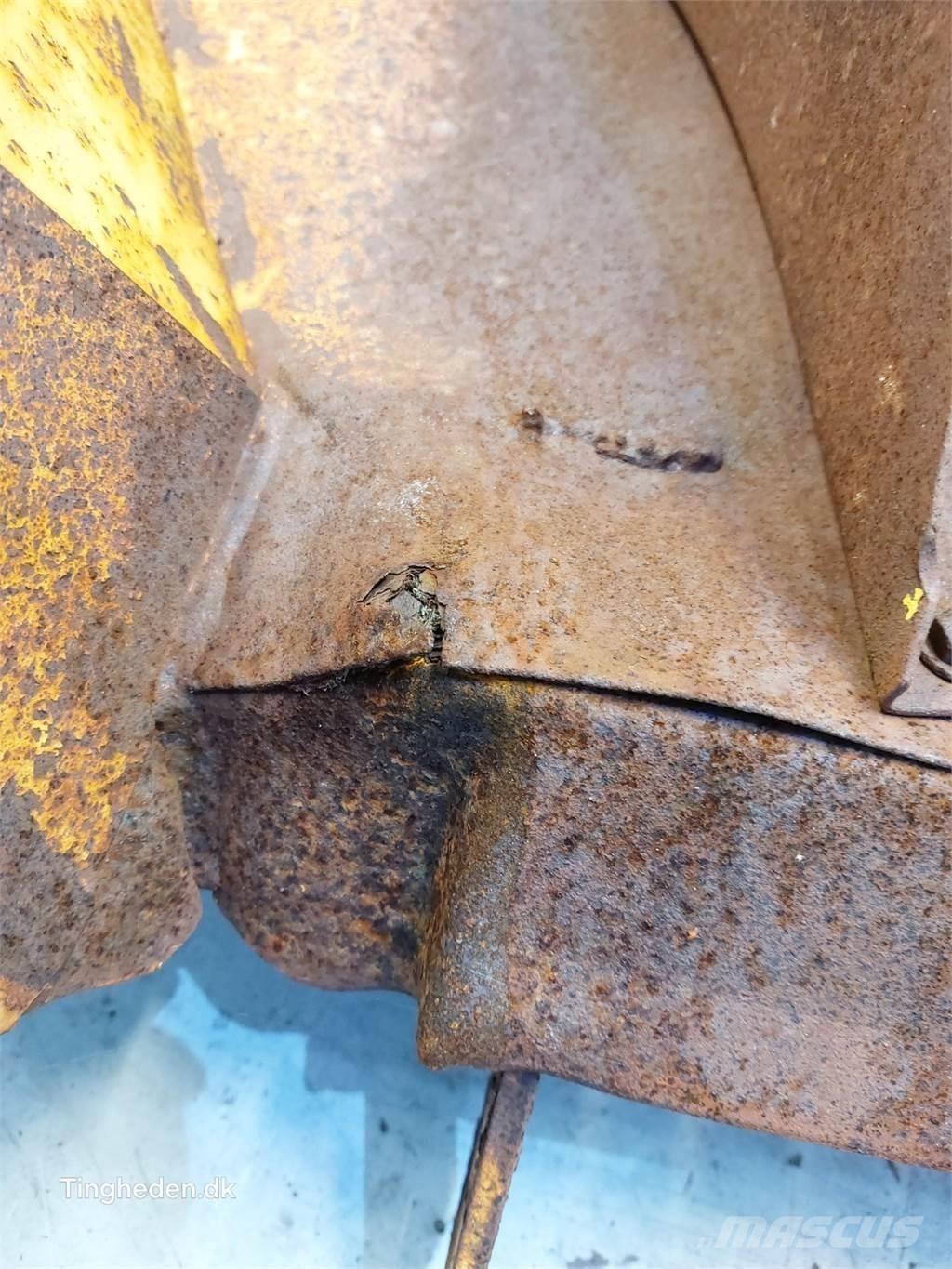 New Holland 8080 Accessori per mietitrebbiatrici