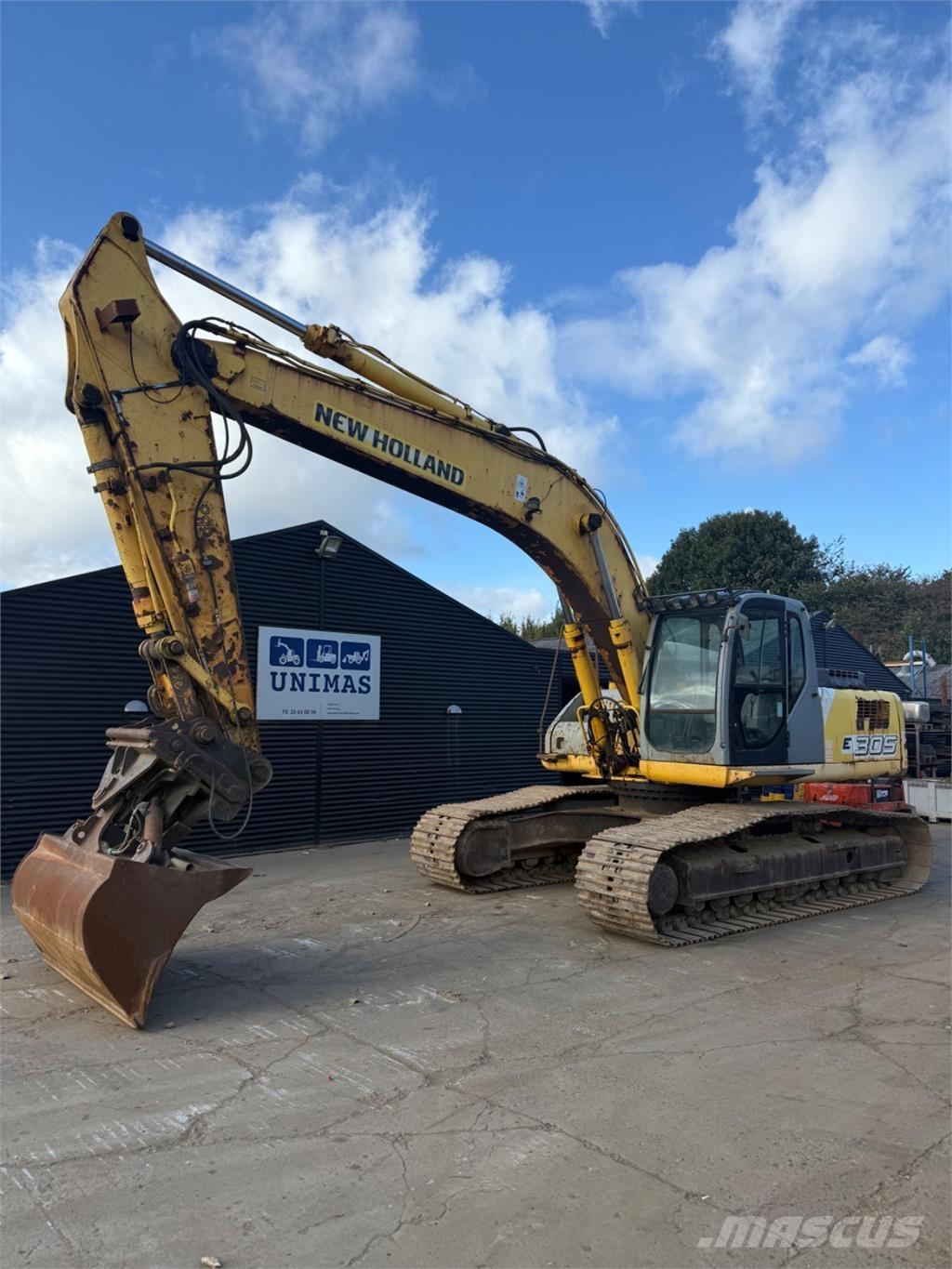 New Holland E305 Escavatori cingolati