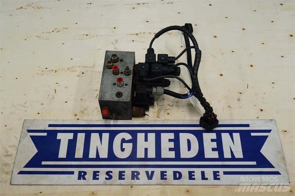 New Holland FX60 Accessori per macchine da fieno e foraggio