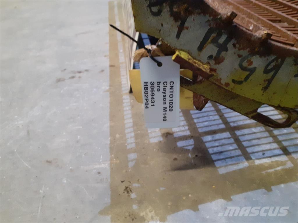 New Holland M140 Accessori per mietitrebbiatrici