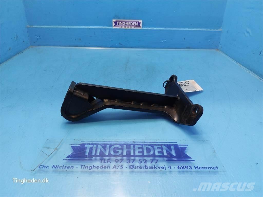 New Holland T6 Cabine e interni