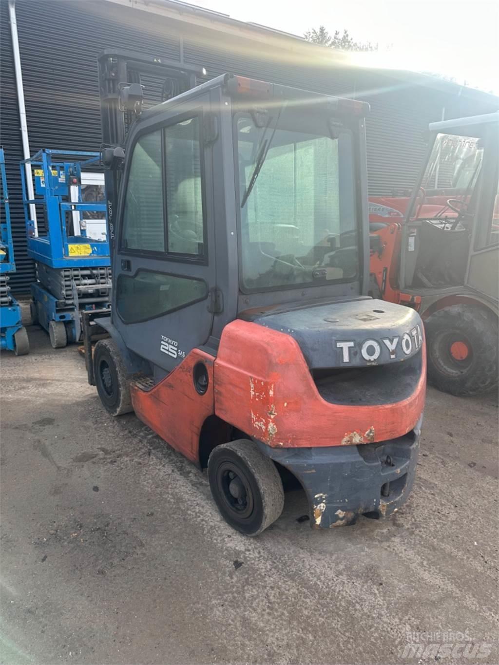Toyota FD25 Carrelli elevatori diesel