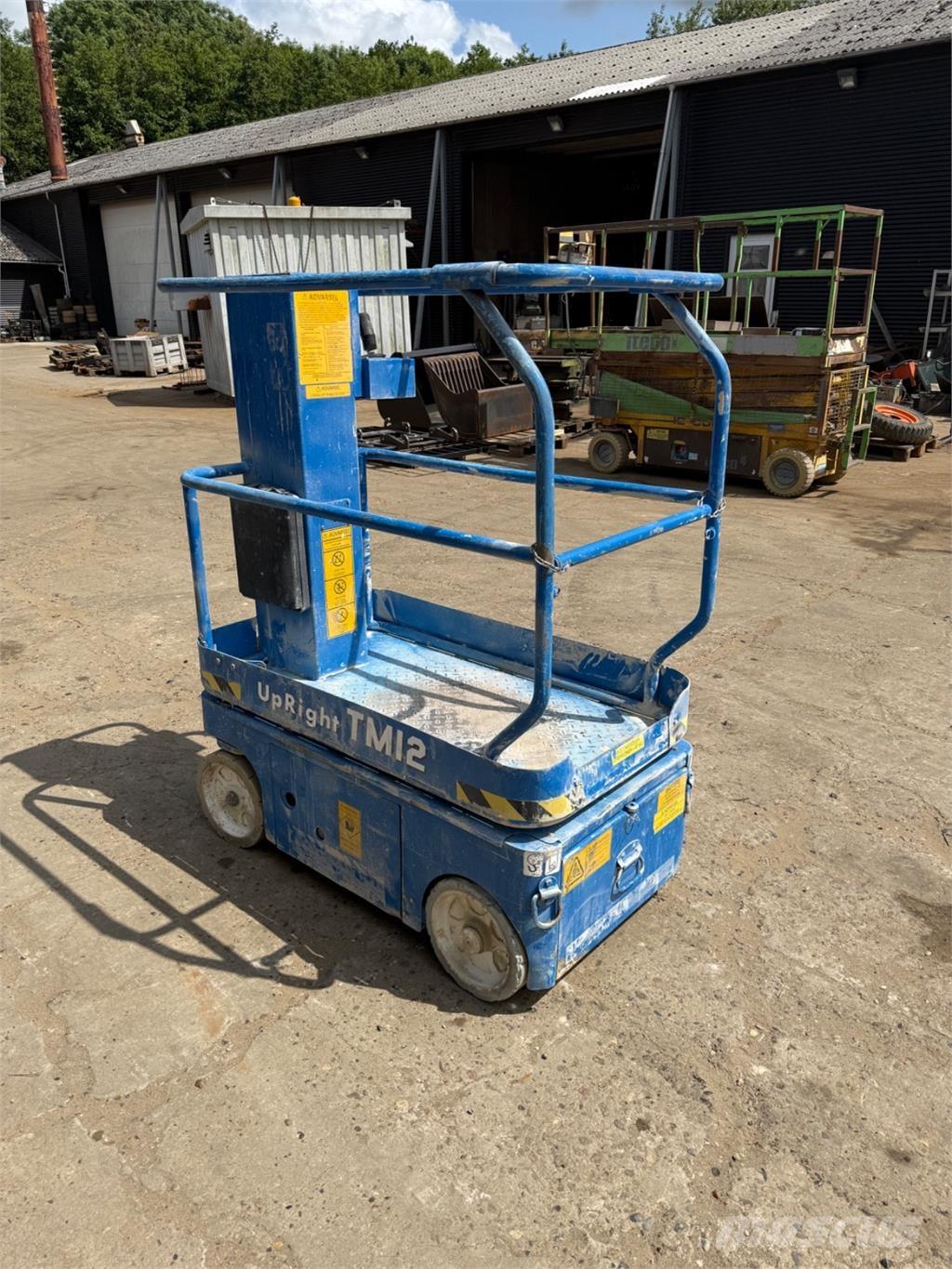 UpRight TM12 Sollevatori verticali