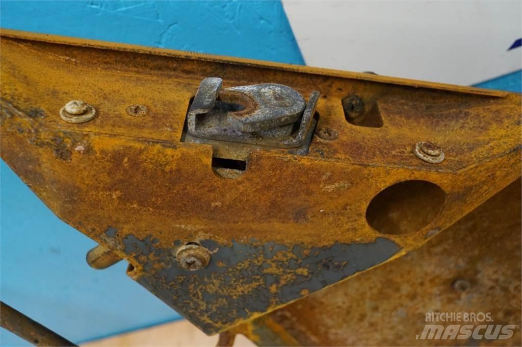 Valmet 505 Cabine e interni