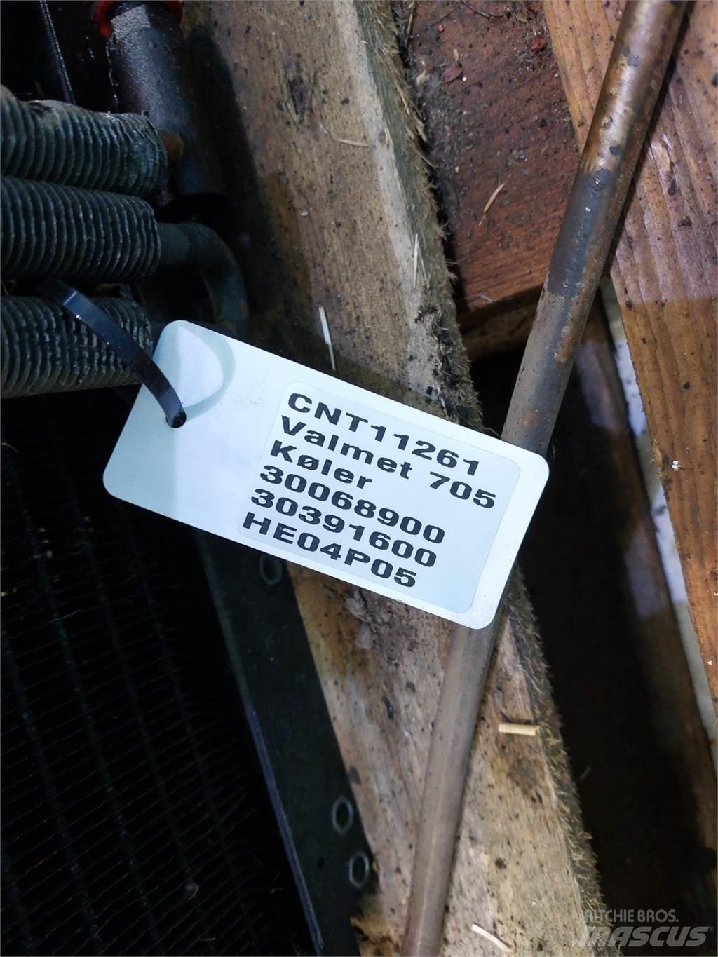 Valmet 705 Radiatori