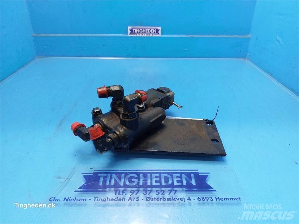 Valmet 8050 Componenti idrauliche