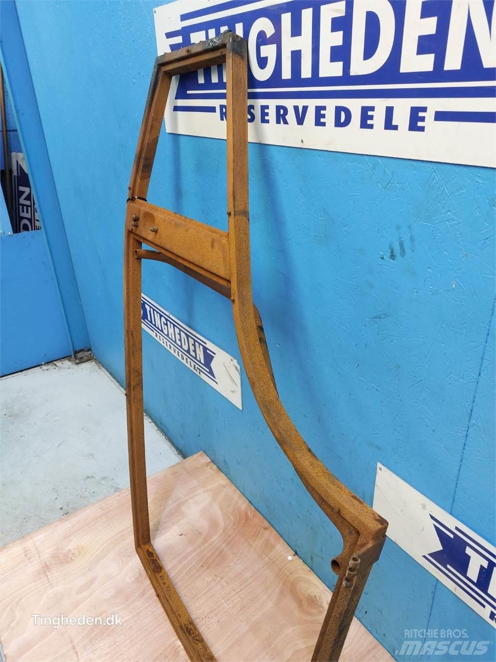 Valmet 8050 Cabine e interni