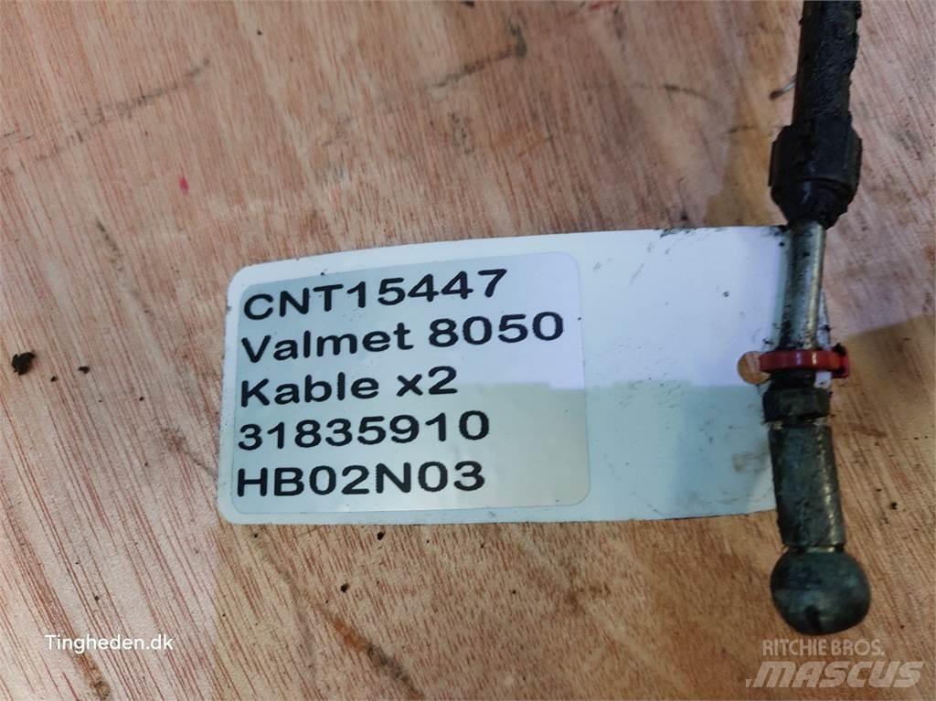 Valmet 8050 Cabine e interni