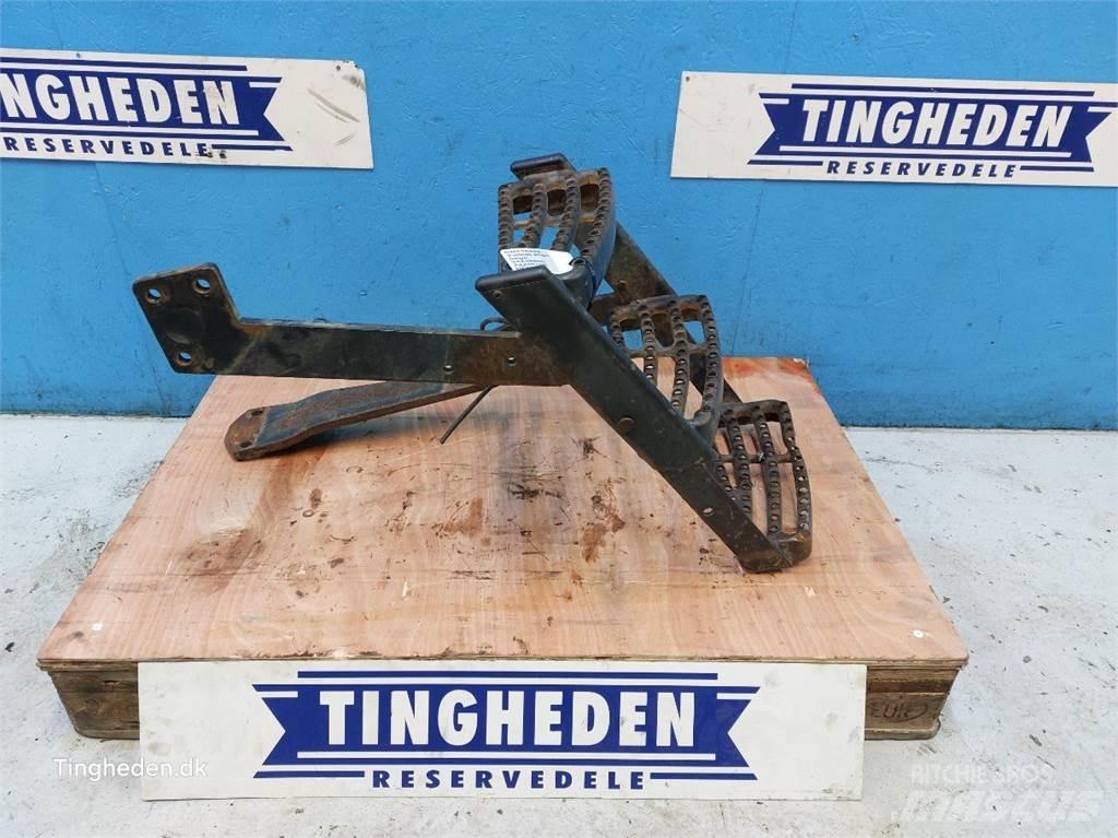Valmet 8050 Cabine e interni
