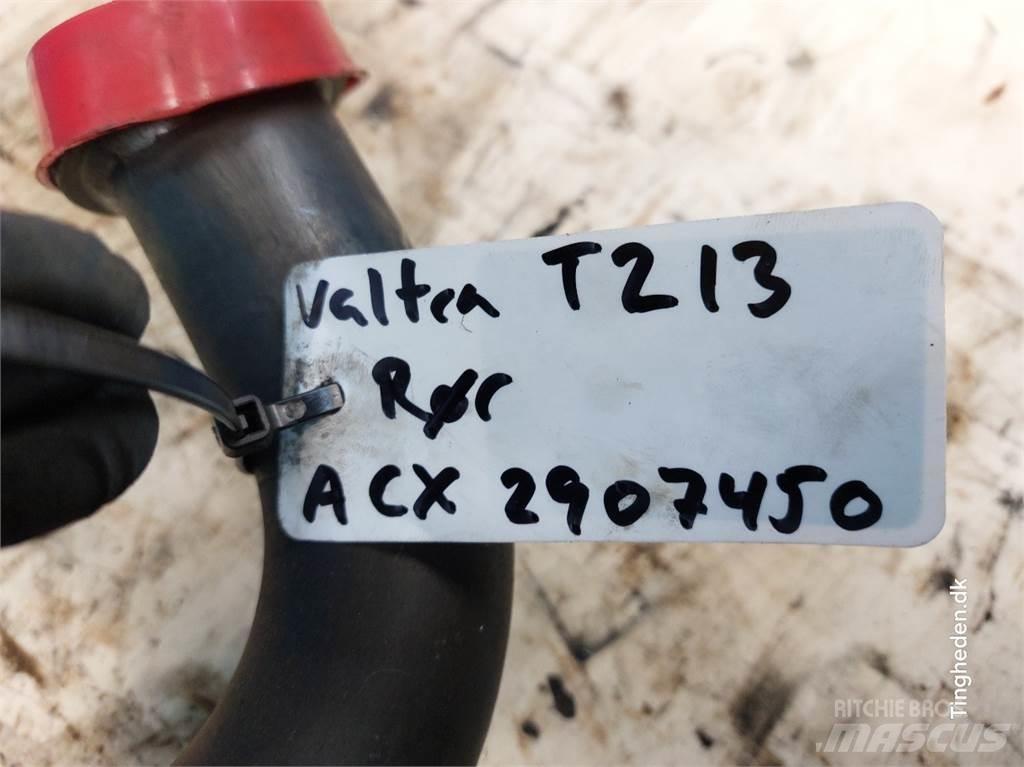 Valtra T213 Componenti idrauliche