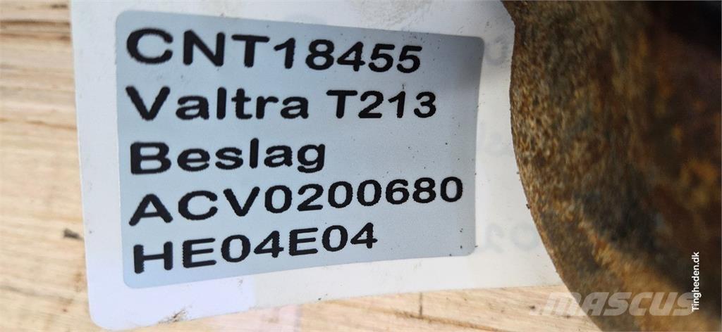 Valtra T213 Altri accessori per trattori