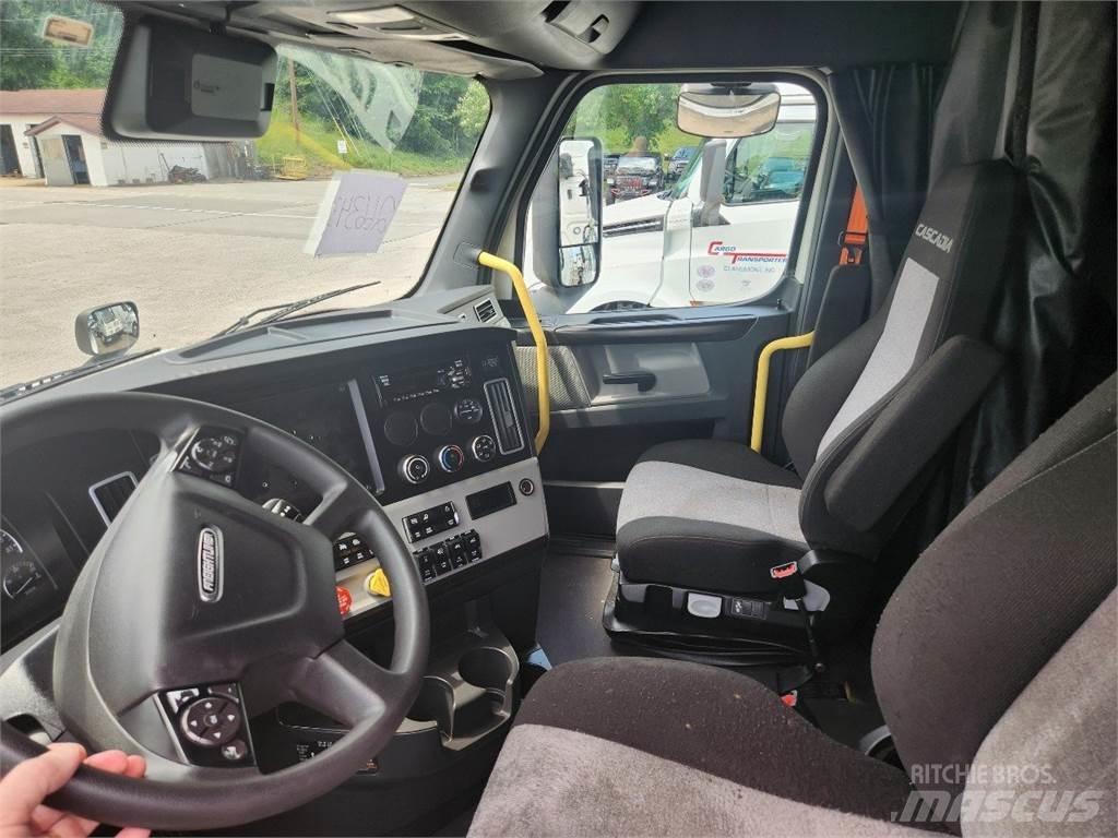 Freightliner 126 Motrici e Trattori Stradali