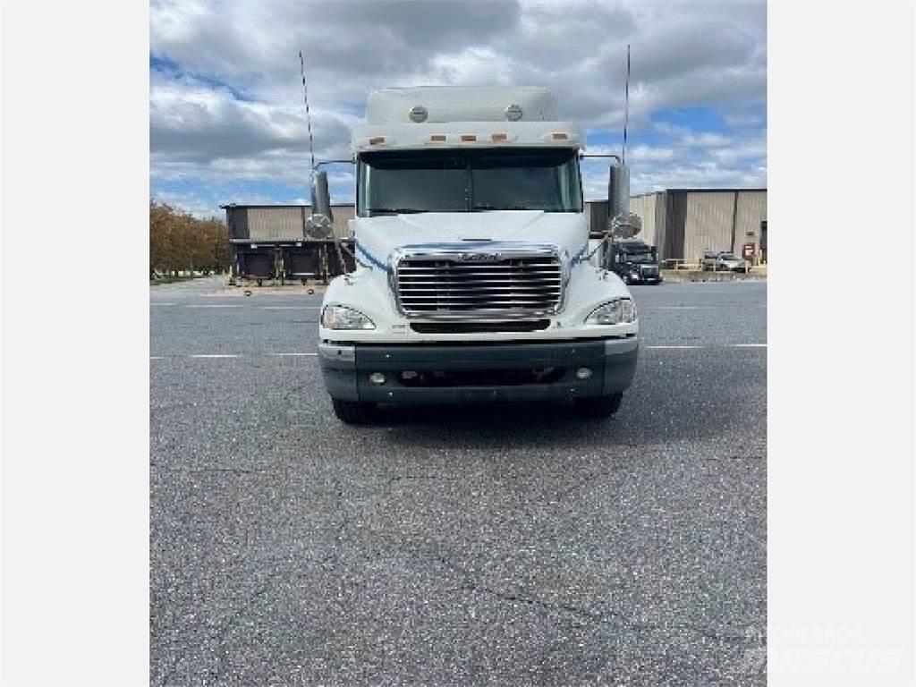 Freightliner CL112G Motrici e Trattori Stradali