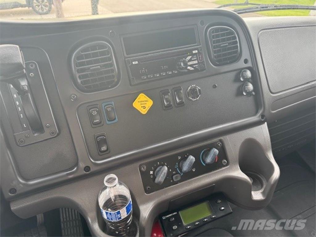 Freightliner M-2 Camion a temperatura controllata