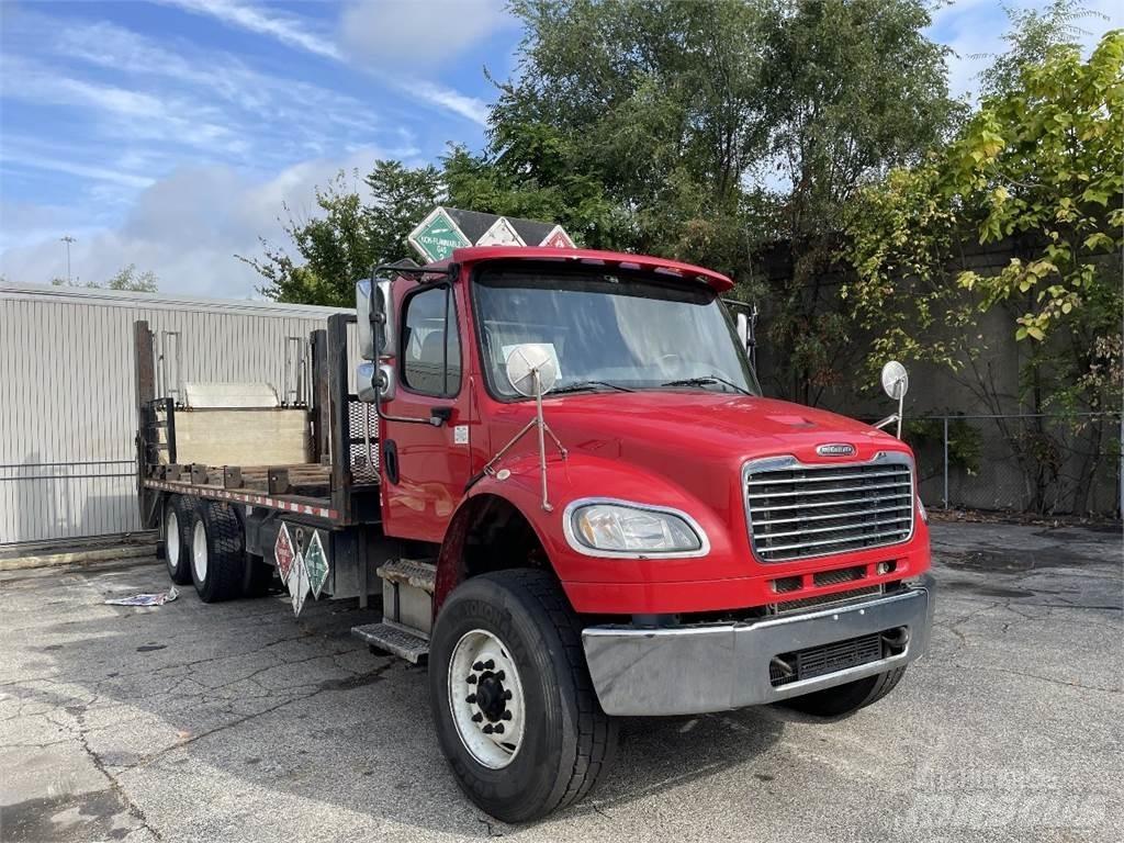 Freightliner M2 Autocabinati