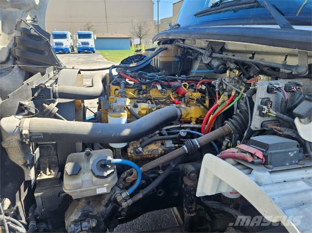Freightliner M2 Camion con sponde ribaltabili