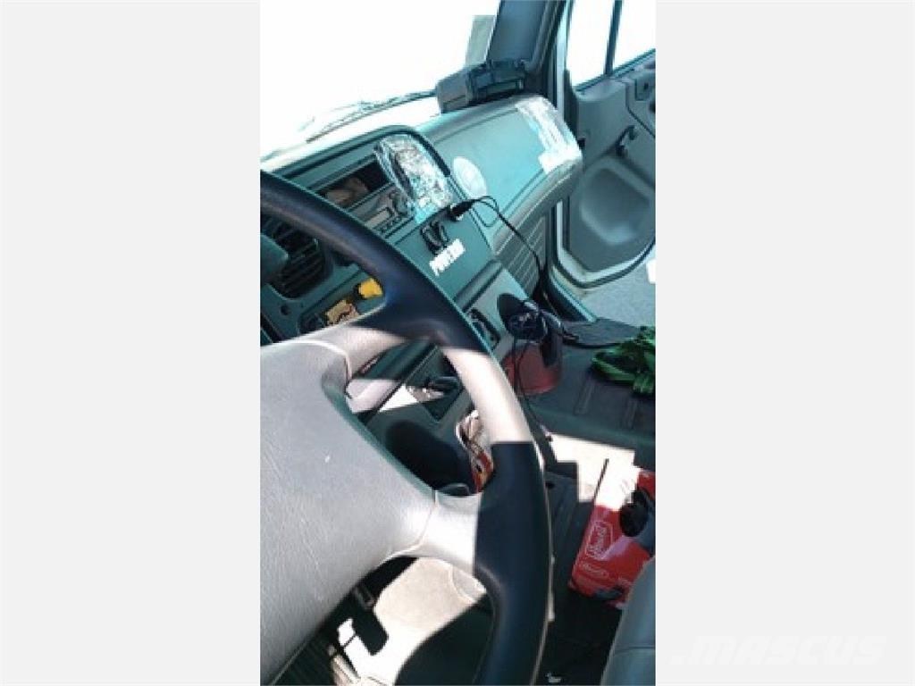 Freightliner M2 Camion cassonati