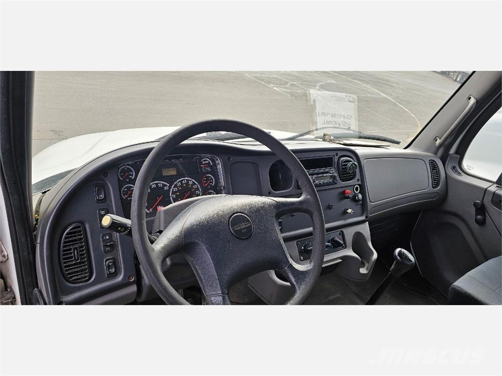 Freightliner M2 106 Camion con sponde ribaltabili
