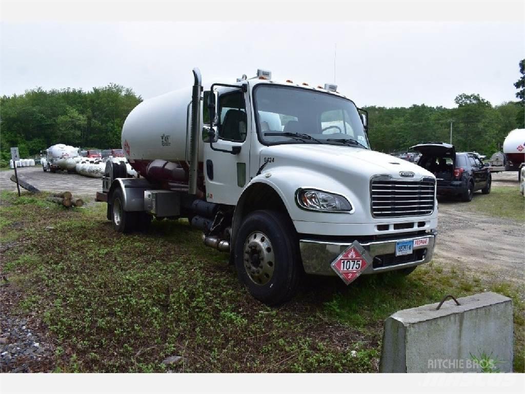 Freightliner M2-106 Camion altro