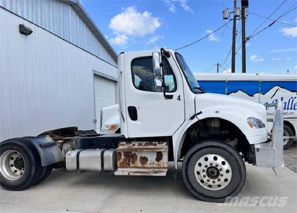 Freightliner M2 106 Motrici e Trattori Stradali
