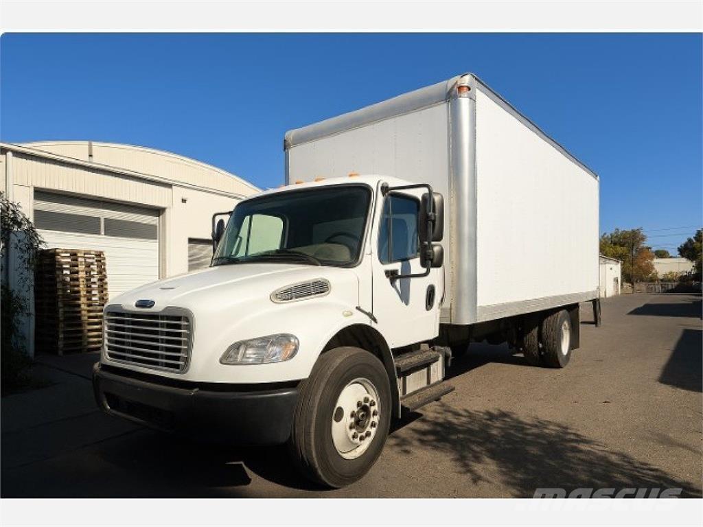 Freightliner M2 106 Camion cassonati