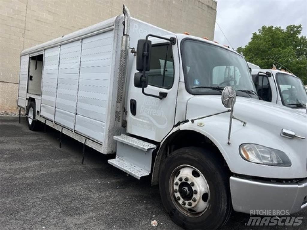 Freightliner M2106 Camion per la consegna bevande