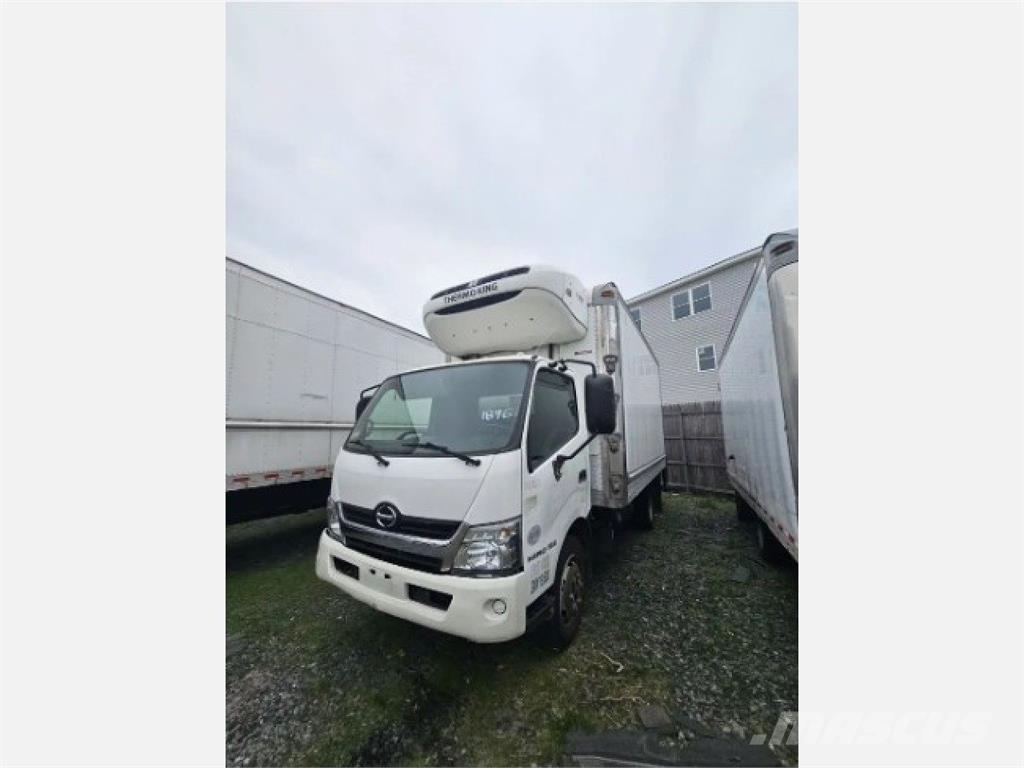 Hino 195 Camion a temperatura controllata