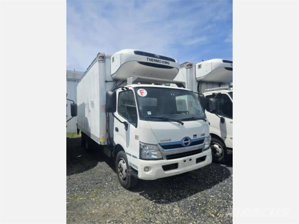 Hino 195 Camion a temperatura controllata