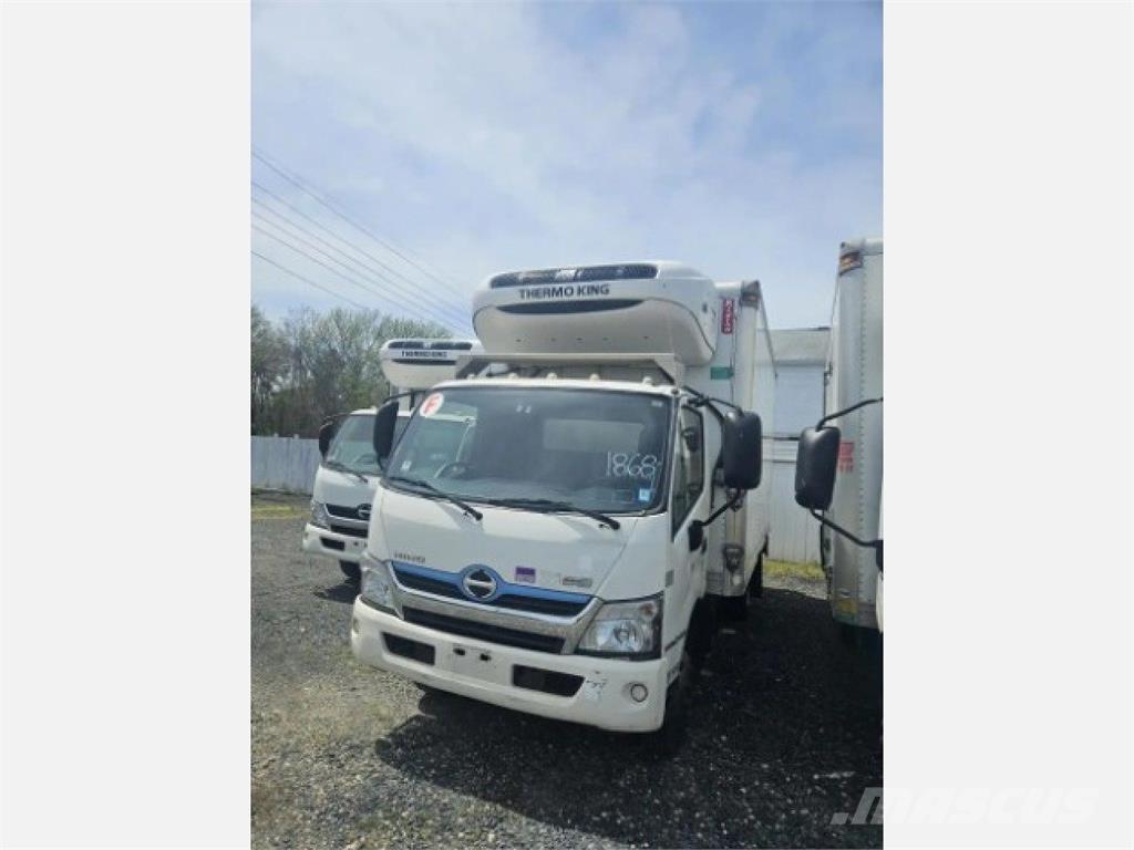 Hino 195 Camion a temperatura controllata