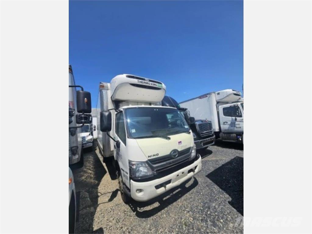 Hino 195 Camion a temperatura controllata
