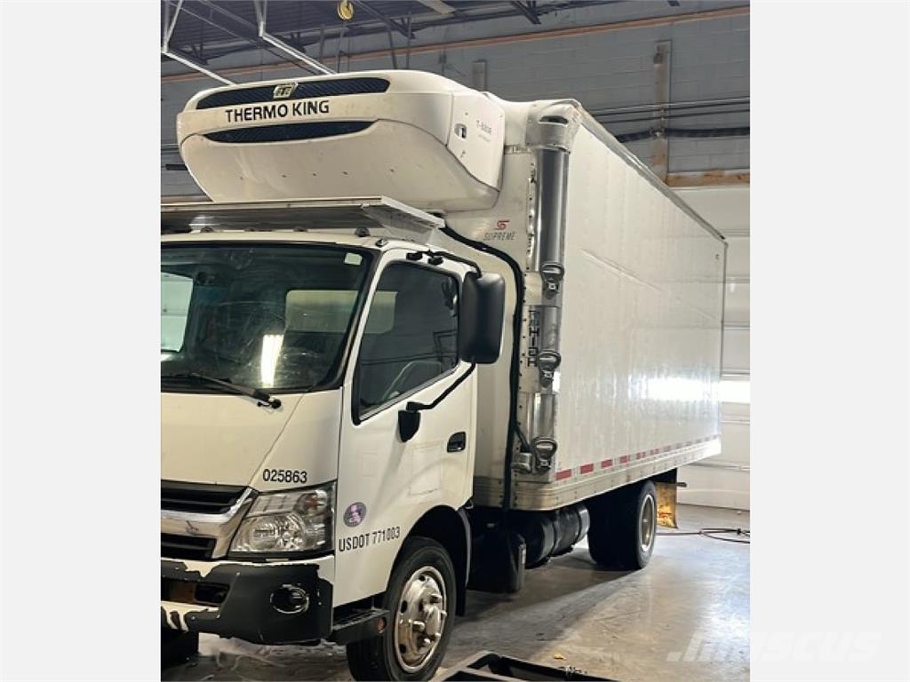 Hino 195 Camion a temperatura controllata
