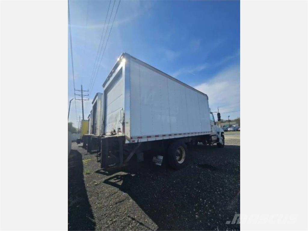 Hino 268 Camion a temperatura controllata