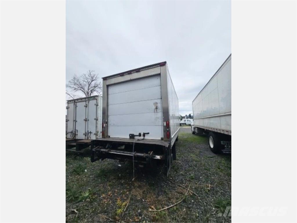 Hino 268 Camion a temperatura controllata