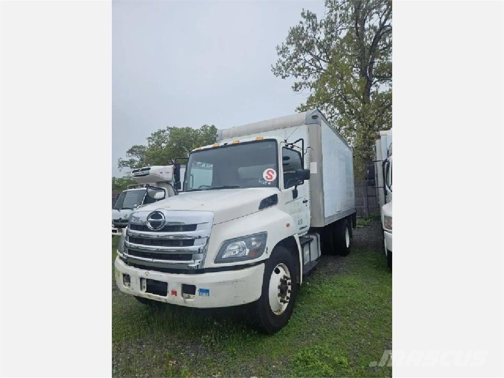 Hino 338 Camion cassonati
