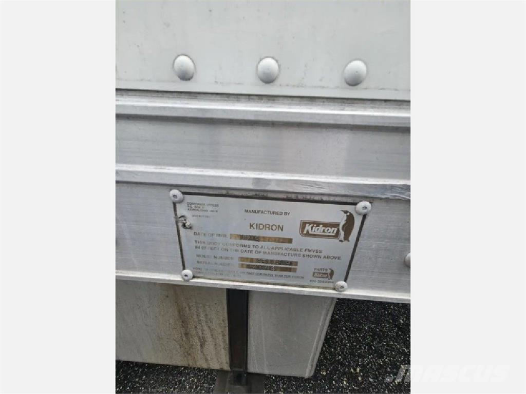 Hino 338 Camion a temperatura controllata