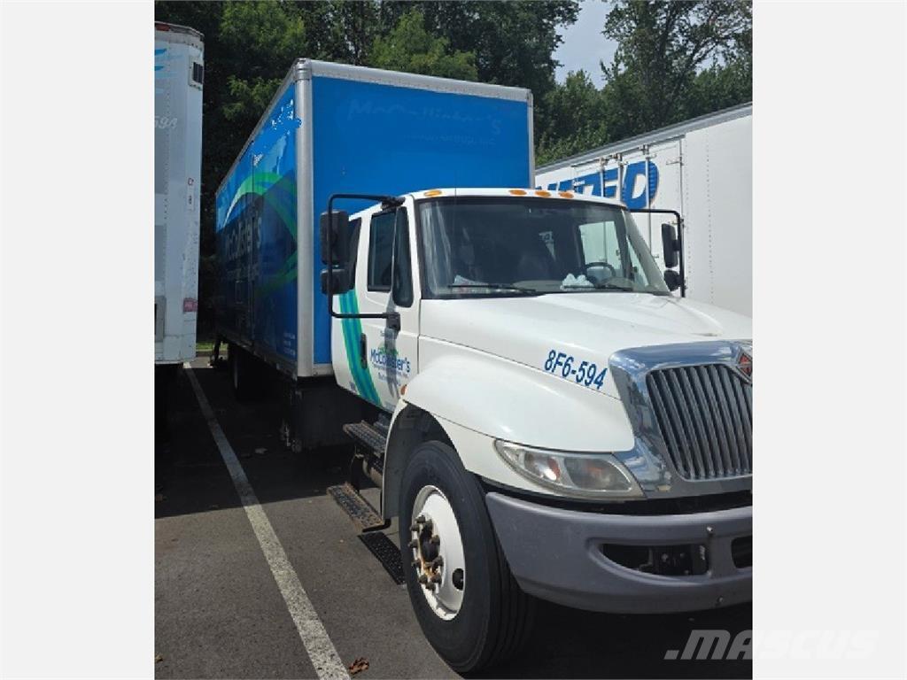 International 4300 Camion cassonati