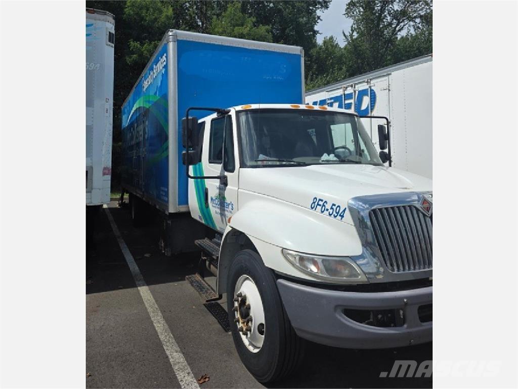 International 4300 Camion cassonati