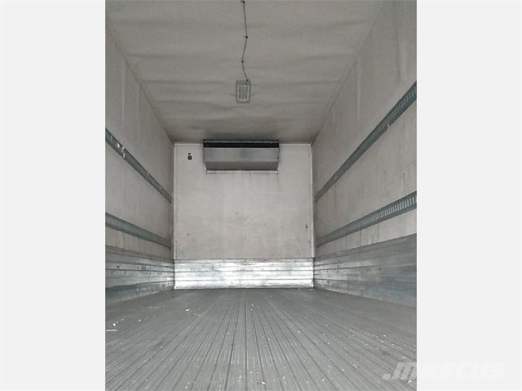 International 4300 Camion a temperatura controllata