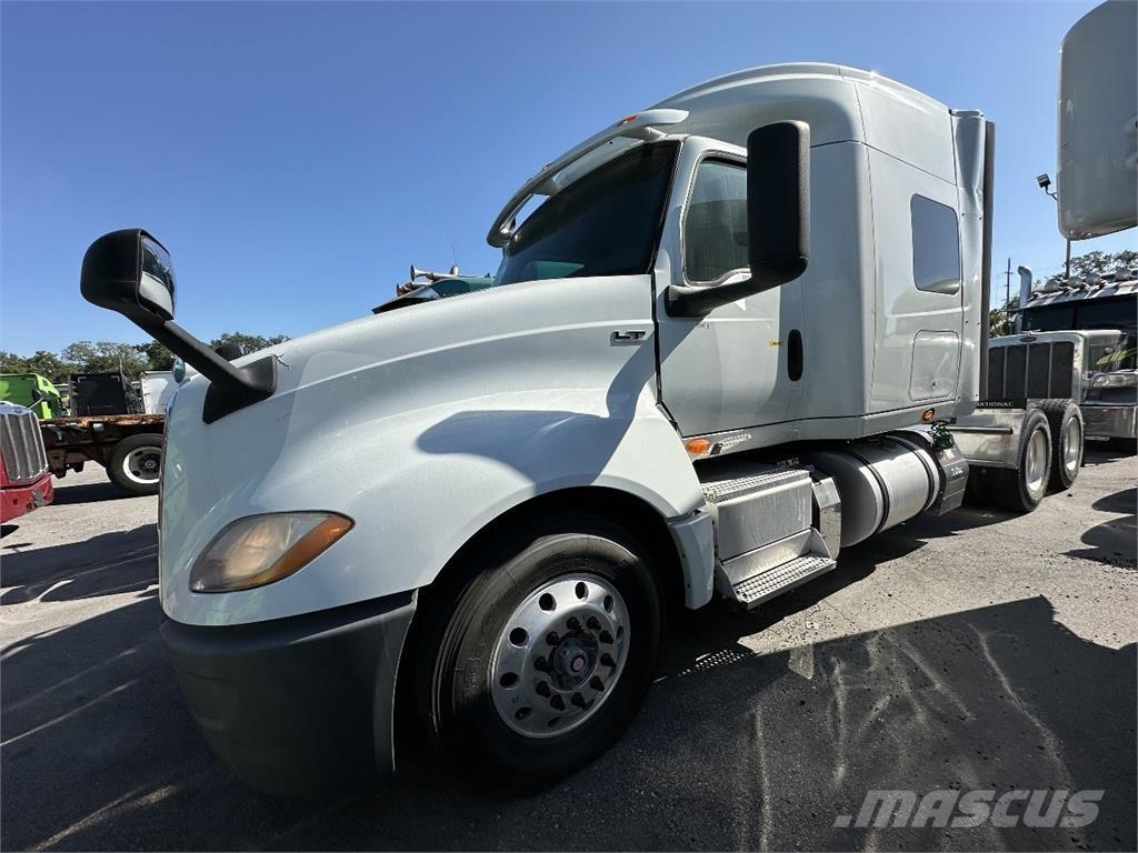 International LT625 Motrici e Trattori Stradali