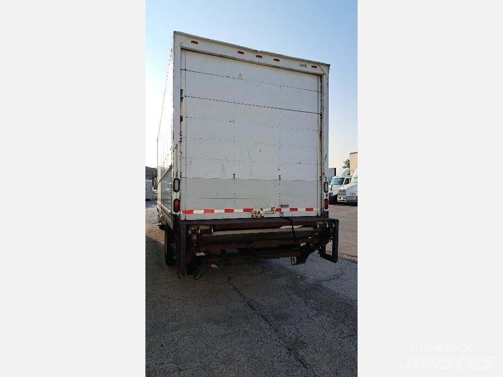 International MA025 Camion cassonati
