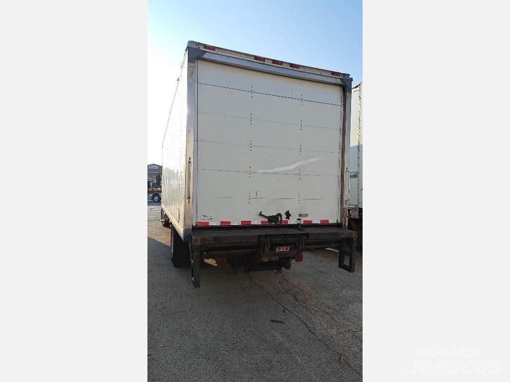 International MA025 Camion cassonati