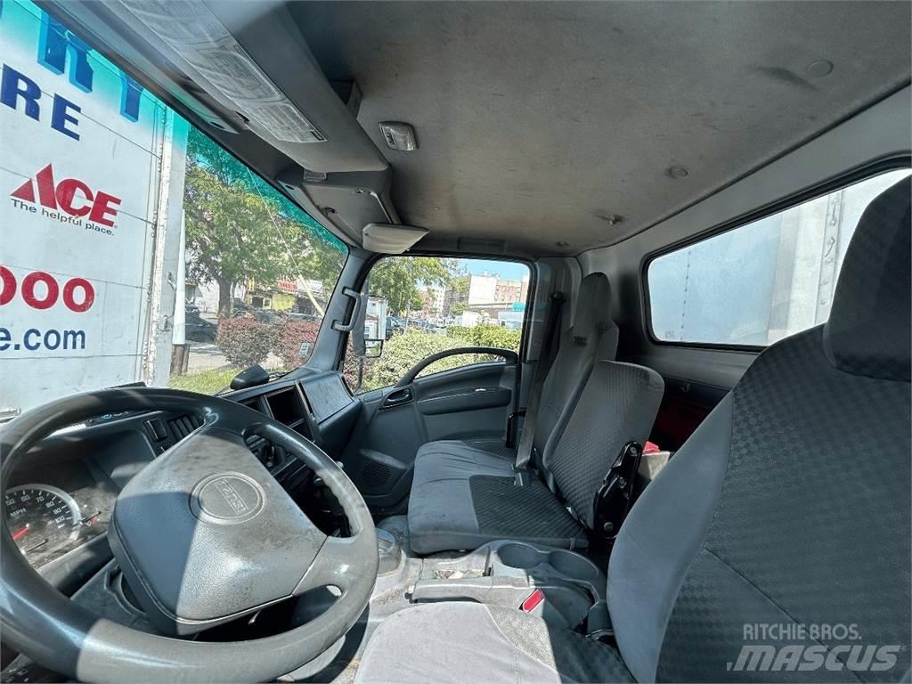 Isuzu NQR Camion a temperatura controllata