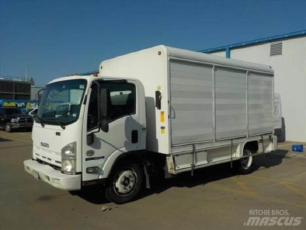 Isuzu NRR Camion per la consegna bevande